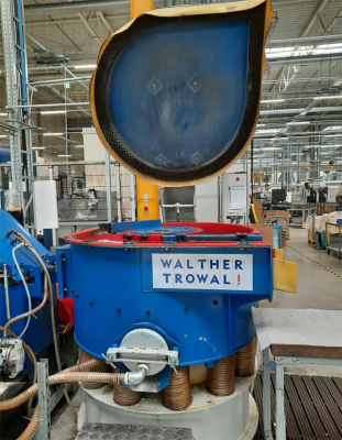 Walter Trowal CB 300 máquina de acabado vibratoria rotativa GA2239, usada